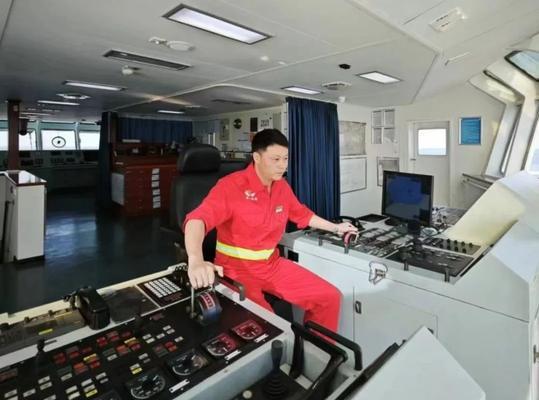 潮汐巨兽之战（以游戏为主）